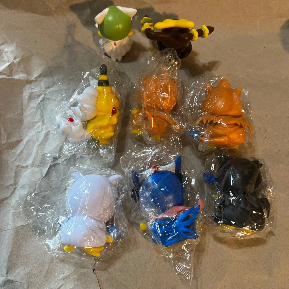 Pokemon 4in Pikachu Poncho 8 Figure Lot Yellow Charizard Greninja Lugia Cosplay